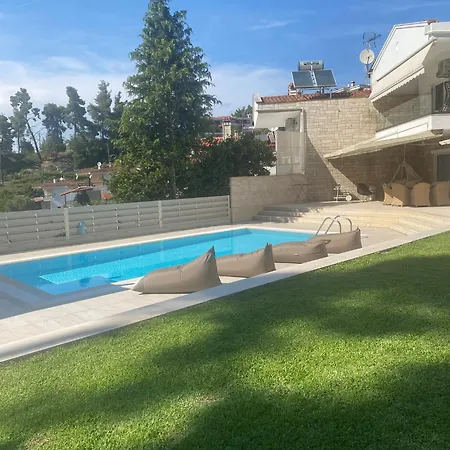 Elielani Oasis - 9x4 M Private Pool Вилла Кассандра