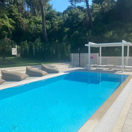 Вилла Elielani Oasis - 9x4 M Private Pool Кассандра