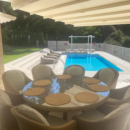 Elielani Oasis - 9x4 M Private Pool Кассандра